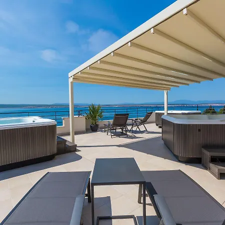 Exquisites Nur 100 Meter Zum Mit Sauna, Whirlpool, Meerblick