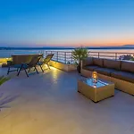 Exquisites Nur 100 Meter Zum Mit Sauna, Whirlpool, Meerblick Apartamento