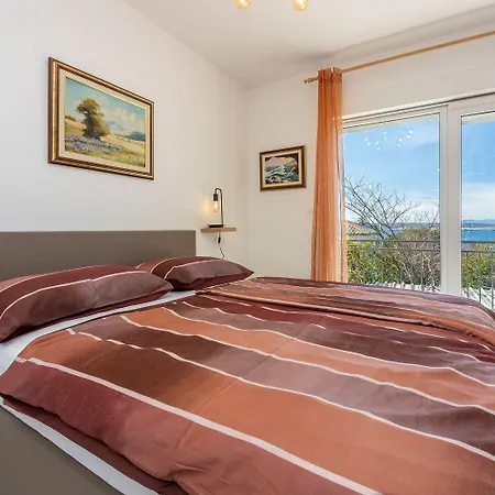 Lejlighed Exquisites Nur 100 Meter Zum Mit Sauna, Whirlpool, Meerblick Dramalj